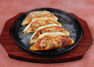 ジャンボ鉄板餃子